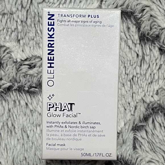 OLEHENRIKSEN PHAT Glow Facial Mask - Picture 7 of 12